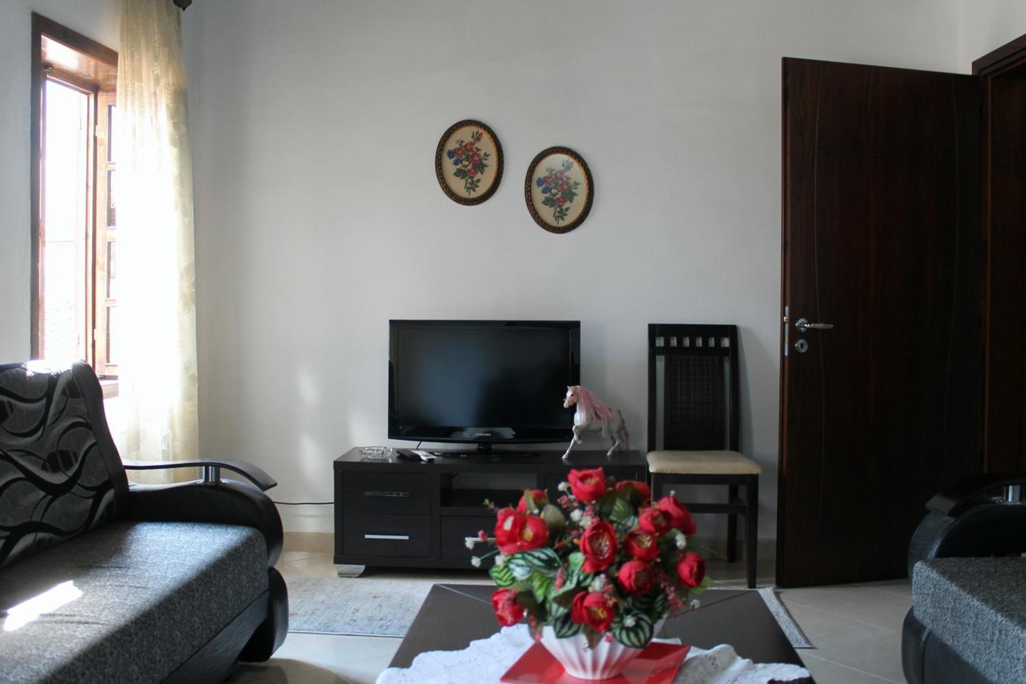 Tomor Shehu Guest House Берат Екстер'єр фото